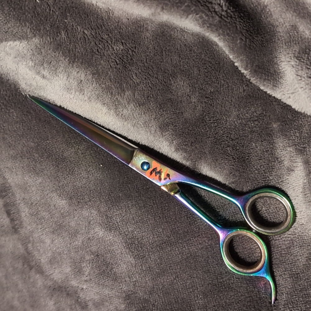 Michael Tisserland rainbow curved dog grooming shears 7.5" - Picture 3 of 4